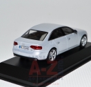 Модель автомобиля Audi A4 ice silver
